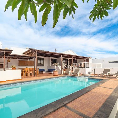 Villa Victoria Playa Blanca  Exteriör bild